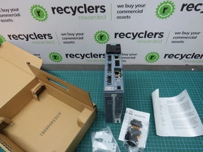 SIEMENS Sinamics S210 6SL3210-5HB10-2UF0 - Image 1 of 4