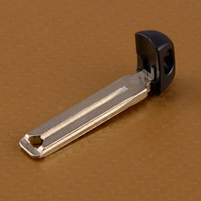 Emergency Insert Blade Fit For TOYOTA Avalon Camry RAV4 Remote Entry Key ut - Image 1 of 2