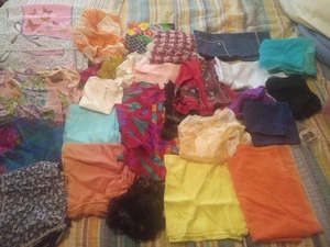 60+ Vintage Large Lot Of Nylon , Silk Chiffon .Great Mixed Lot  Scarves.... - Picture 1 of 9