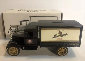 LEINENKUGEL BEER #4 1931 HAWKEYE BOX TRUCK 1990 DIECAST ERTL BANK #B451 - Picture 1 of 8