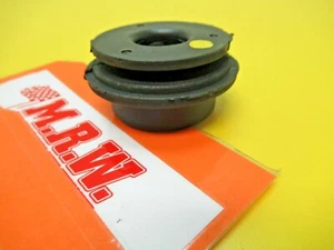 RADIATOR GROMMET RUBBER BUSHING LOWER BOTTOM 1 for TOYOTA RAV4 96 97 98 99 00 - Picture 1 of 12