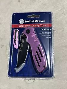 Smith & Wesson Extreme Ops SWA24SP Pocket Knife Liner Lock Pink Handle - NEW - Picture 1 of 3