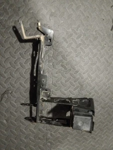 BMW 1 Series 2012-2019 F20 F21 Right Front Headlight Bracket Mount 170238 10 OSF - Picture 1 of 3