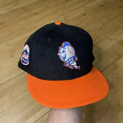 Chapéu New Era 59FIFTY Coop New York Mets preto veludo laranja Mr Met ajustado 7 3/4 - Imagem 1 de 4