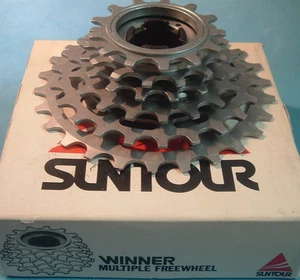 SunTour Japan Winner  6-Spd 13T-26T MTB/Road Freewheel NEW/NOS Vintage Gold+ - Picture 1 of 9