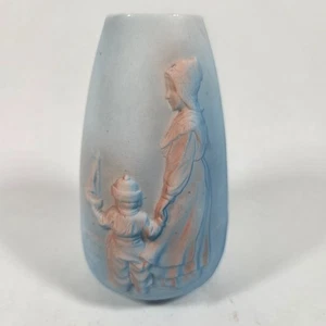 Vintage Votum “Moonshine” Vase Volendam Dutch Scene Mother & Son Relief Blue - Picture 1 of 12