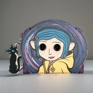 Cartera Coraline Cremallera Mini Bolso sin asas con ojos de botón Llavero Halloween NUEVO - Imagen 1 de 3