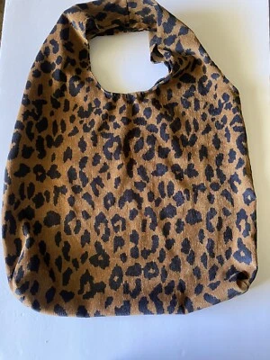 Bolso Pequeño Estampado Leopardo Shein Moda Contraste 18x3x14 Bueno Usado. Foto 1 de 4