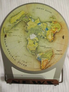 Air Age Map of the World Centered at the North Pole News Rack 1953 Replogle - Bild 1 von 5