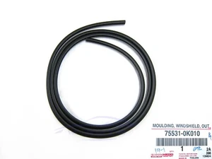 GENUINE OUT FRONT MOULDING WINDSHIELD SEAL FOR TOYOTA HILUX VIGO FORTUNER 05-14 - Picture 1 of 7