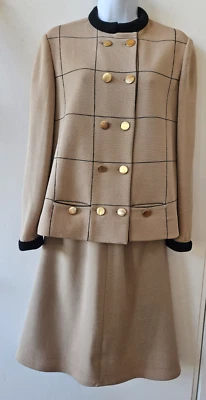 Traje falda y chaqueta de punto años 60 de colección Santa Maria Hong Kong, tostado, busto 36, reparaciones Foto 1 de 4