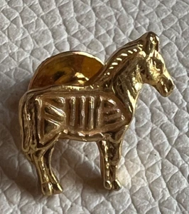 VINTAGE ZEBRA TYPE GOLD TONE TIE PIN pin badge - Picture 1 of 3