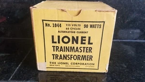 TRASFORMATORE VINTAGE LIONEL TRAINMASTER MODELLO #1044 IN SCATOLA - Foto 1 di 9