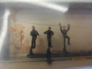 N - Merten N2280 Locomotive Personell - NIB - Picture 1 of 3