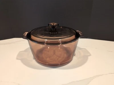Pyrex Visions Amber Dutch Oven 4.5L Stock Pot France Brown 5Qt Vision Ware V-5-B - Image 1 of 4