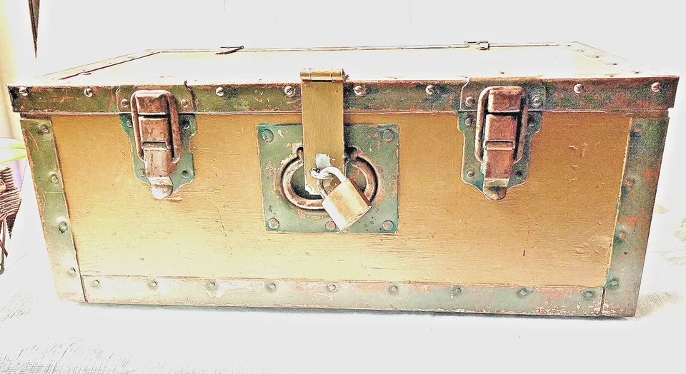 Baúl de herramientas militares vintage, resistente, marco de acero, 24"x 13 1/4" x 8 1/4" Foto 1 de 4