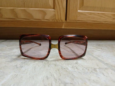 Vintage Over-Sized Square Brown Tortoise Women's Sunglasses Made In Italy - Image 1 of 4