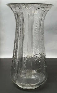 VINTAGE LARGE CRYSTAL GLASS FLOWER VASE ETCHED ANTIQUE COLLECTIBLE GLASSWARE - Picture 1 of 12
