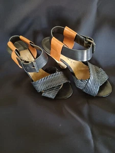 KALLISTÉ Sandaletten - Nappa Plisseé -  Schwarz - Gr. 37 1/2 - wie  Neu - OVP - Bild 1 von 9