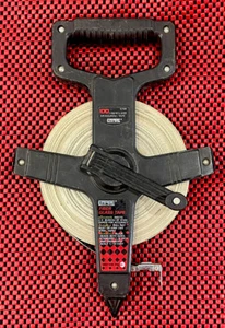 Empire Fiber Glass Measuring Tape 100 Feet Model 6799  N2 - Picture 1 of 3