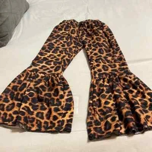 Super Flare Leg Leopard Pants 6/7 - Picture 1 of 3