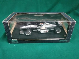 Hot wheels mclaren mp4-15 coulthard 2000 codice 26740 - Foto 1 di 11