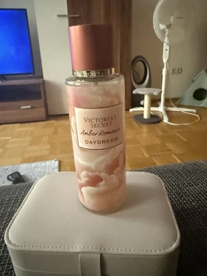 Victoria Secret Amber Romance Daydream Bodyspray 250ml - Bild 1 von 3