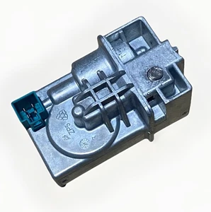 Mercedes W204 C-Class Steering Lock Control Unit A2045455732 ( Bolt breakag ) - Foto 1 di 10