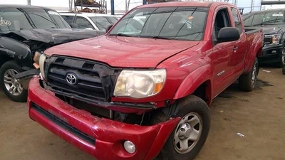 Coolant Reservoir 1GRFE Engine 6 Cylinder Fits 05-15 TACOMA 6758504 - Image 1 of 4