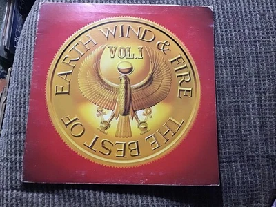 THE BEST OF EARTH WIND & FIRE VOL. 1 LP 1978 COLUMBIA PRINT VINTAGE VINYL  - Image 1 of 4