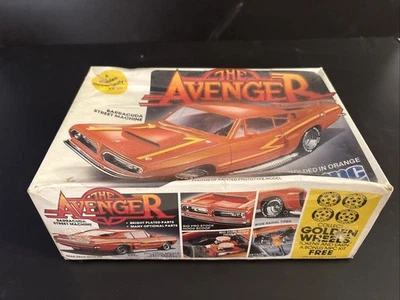 MPC 1/25 1969 Plymouth Barracuda Street Machine The Avenger CUDA  model sealed - Image 1 of 4