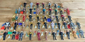 Star Trek Next Generation Konvolut 47 Actionfiguren mit Basen & Zubehör 90er Jahre - Bild 1 von 16