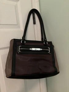 Chaps Leather Purse - Picture 1 of 3