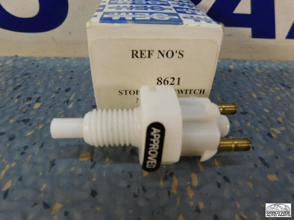 Original Engine Management Stop Light Swicth 8621 - Image 1 of 4