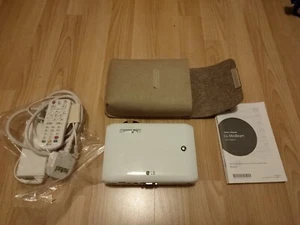 LG CineBeam PH550G Portable Projector HD 2.5hrs Vw T5 campervan hdmi - Picture 1 of 1