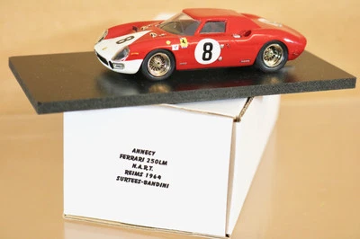 Annecy Miniature Reims 1964 Ferrari 250LM Auto 8 Surtees Bandinin Menta Boxed Nj - Immagine 1 di 4
