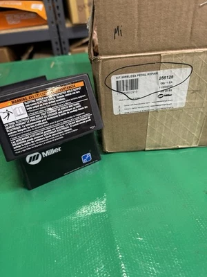 288128 Kit Reparación Para Control De Pie Inalámbrico Nuevo Bolsa Abierta | Miller Soldador Pieza Foto 1 de 3