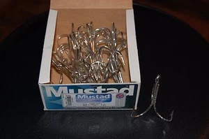 25 Pack Mustad 3551-DT Size 10/0 Duratin Saltwater Treble Hooks 3551DT-100 - Picture 1 of 2
