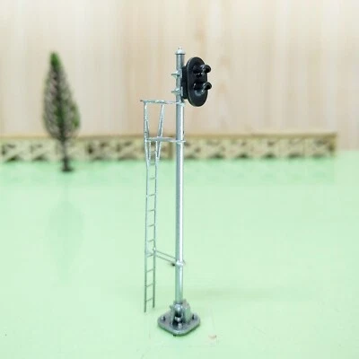 1 x HO scale model railroad 2 aspects block signal LED green/red light #K02Ky - Image 1 of 4