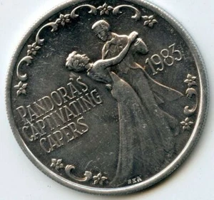 Mardi Gras Doubloon Krewe of Pandora 1983 aluminio - Imagen 1 de 2