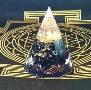 ORGONE Tower Buster BLACK TOURMALINE Pyramid With Copper Coil,Orgone EMF Pyramid - Picture 1 of 4