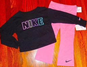 NIKE SPORT AUTÉNTICO NIÑOS PEQUEÑOS NIÑAS NUEVO ORIGINAL JUEGO DE 2 piezas talla 2T, nuevo con etiquetas - Imagen 1 de 2