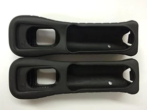 Two Black Pieces Silicone Skin Case Cover For Nintendo Wii Remote - Picture 1 of 3