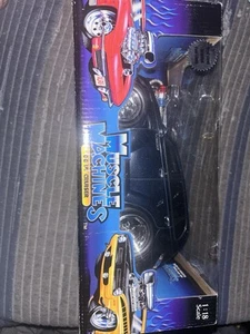 1/18 Scale Muscle Machines Blue 00 PT Cruiser in Box   - Picture 1 of 3