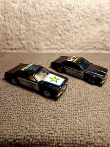 2 coches de policía Mattel Hot Wheels Sheriff Patrol #701 Police Cruiser #123 de colección - Imagen 1 de 9