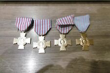 lot 4 anciennes médailles militaire croix du combattant