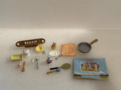 Epoch Calico Critters Miniatures Playset Accessories Lot of 18 Pieces - Image 1 of 4