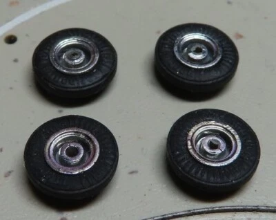 Faller AMS -- 4 Felgen mit Reifen für Flachankermotor oder Blockmotor - Bild 1 von 2