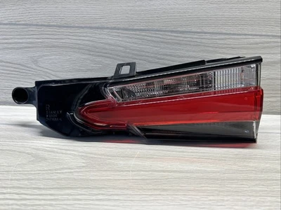 Lanterna traseira de LED interna de passageiro destro Lexus NX200t NX300h estado perfeito 2015 2016 2017 fabricante de equipamento original 27 - Imagem 1 de 4