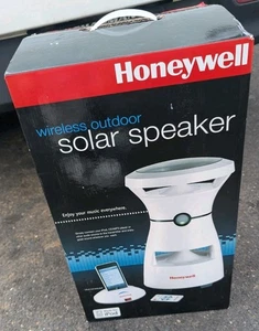 Honeywell Solar Powered Speaker 881011-06 New In Box Rare Works With iPods MP3  - Picture 1 of 4